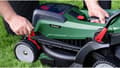 Miniatyrbild 7 av 10: Bosch UniversalRotak 18V-37-550 batterigräsklippare