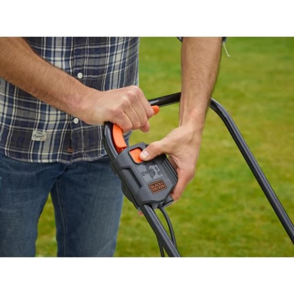 1200W 32cm elektrisk plæneklipper med ledning - BLACK+DECKER - BEMW451-QS - 3 justerbare højder