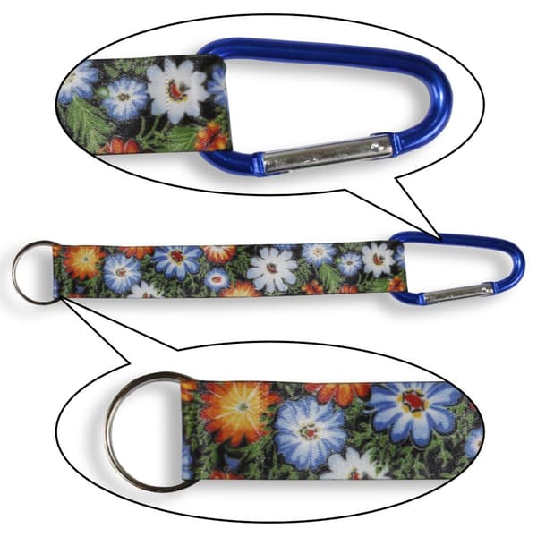 Kort koppel med boja folk Opole blommor svart