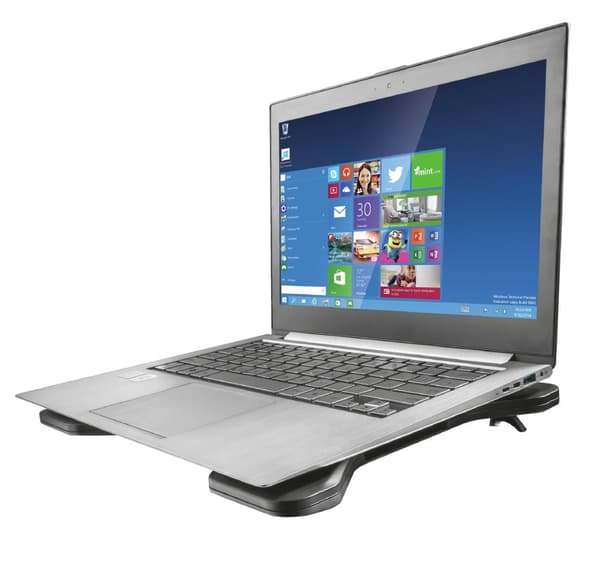 Trust Xstream Breeze - Laptop Stand with Fan (til bærbare computere op til 15 tommer)