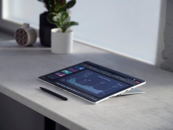 Microsoft Surface Slim Pen 2 - Stylus Pen - Sort