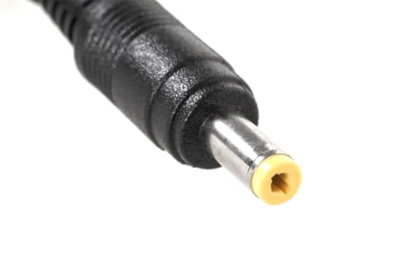 Quer-virtalähde virtajohdolla HP Compaq -kannettavalle 65 W / 18,5 V / 3,5 A / 4,8 x 1,7 mm