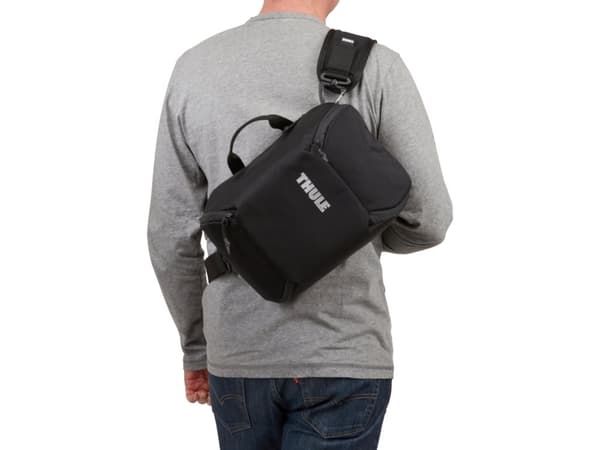 Thule Covert DSLR-reppu 24L. Lajittele