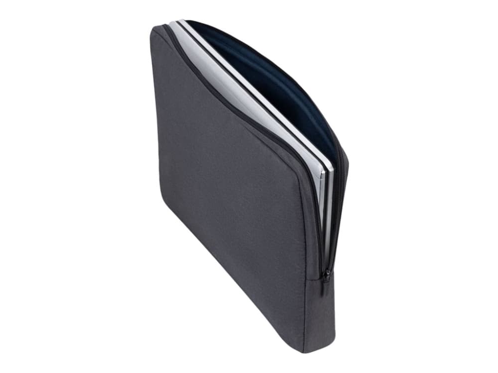 RivaCase case 17.3 RivaCase Suzuka notebook case black, made of waterproof material