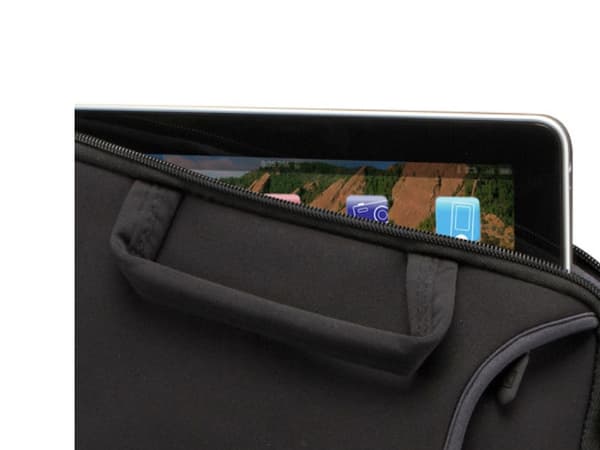 Case Logic 7-10" Netbook Sleeve - Notebook-väska - 10.2" - svart
