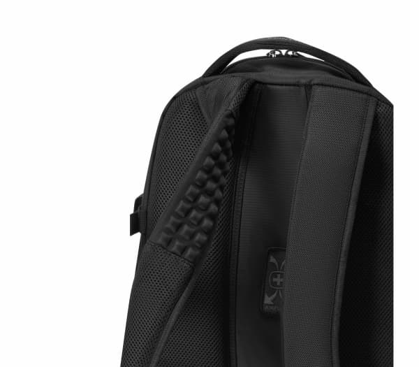Wenger XE Ryde 16" kannettava tietokone reppu, jossa on tablettilokero musta