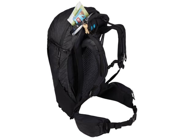 Thule Topio 30L vaellusreppu, musta