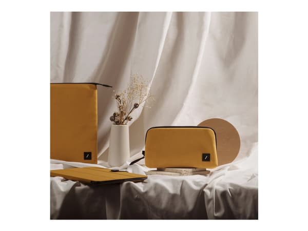 Native Union W.F.A Stow Lite Sleeve for 14-tommers MacBook, Orange