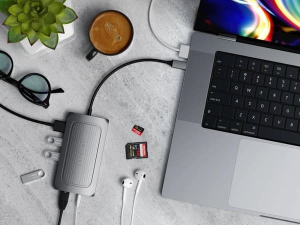 Satechi USB4 Multiport Adapter med 8K HDMI - Space Grey