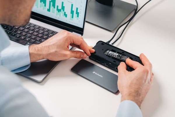 Verbatim USB-C Pro dockningsstation 15 portar med SSD inkl CDS-15SSD