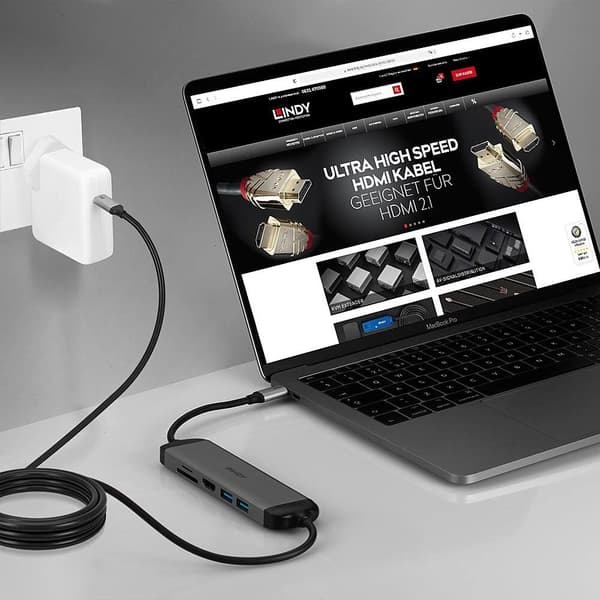Aqua Computer QUADRO ventilatorcontroller til PWM-ventilatorer