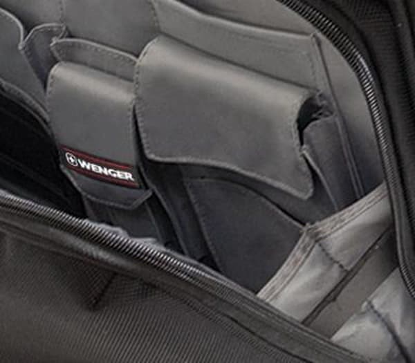 Wenger Legacy 16" -salkku, musta, harmaa kannettavan tietokoneen laukku