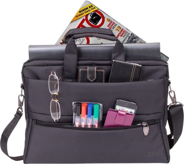 RivaCase 8630 - Laptopväska - 15,6 tum - Svart