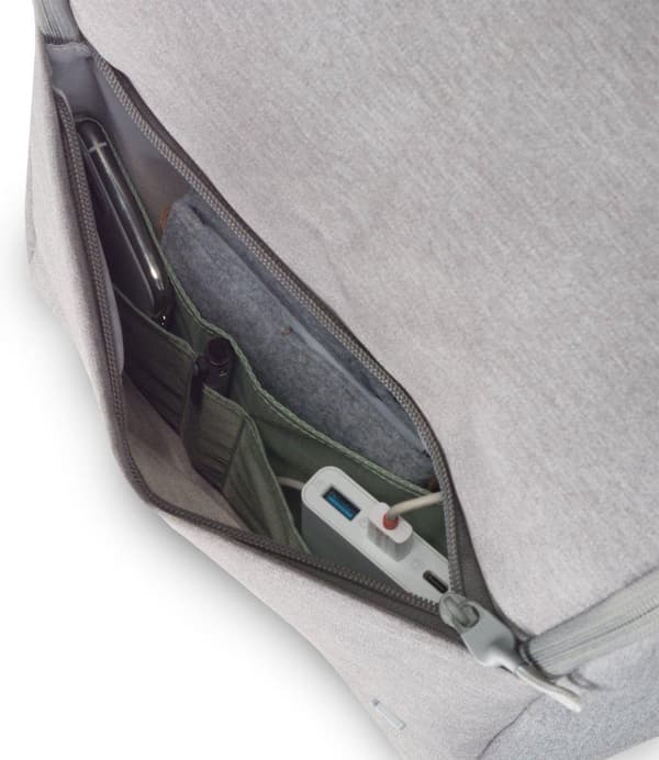 Dicota Eco MOTION 13 - 15,6" kannettavan tietokoneen laukku 39,6 cm (15,6") Reppu harmaa