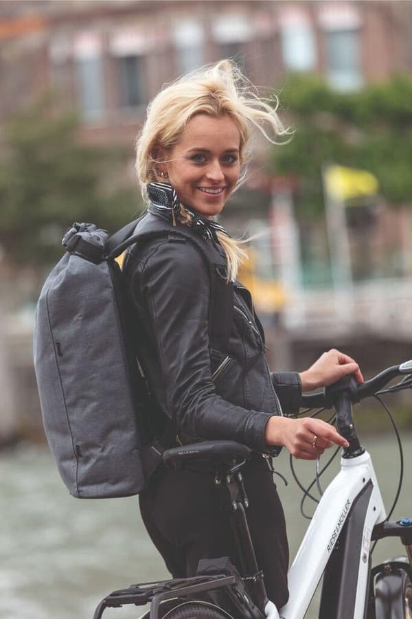 XD Design Urban Lite, stöldskyddsryggsäck, grå (P705.502)