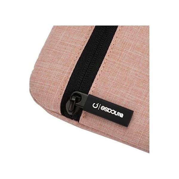 Incase Carry Zip Case för 15-tums MacBook, Rosa