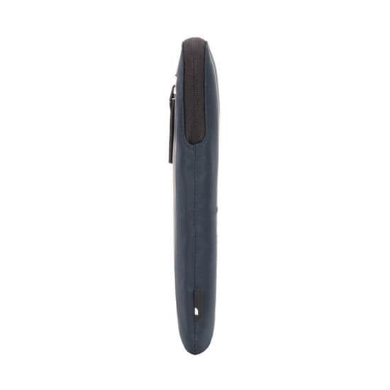 Skyddsfodral - Incase - Compact Sleeve - Nylon Flight - MacBook Pro 14" - Blå
