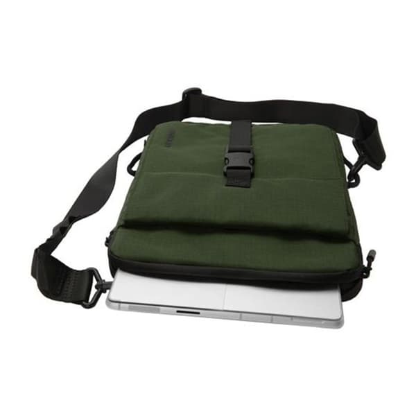 PC-fodral - Incase - MacBook Pro 14 tum 2021/2024 - Avtagbar rem - Polyester 300D - Grön
