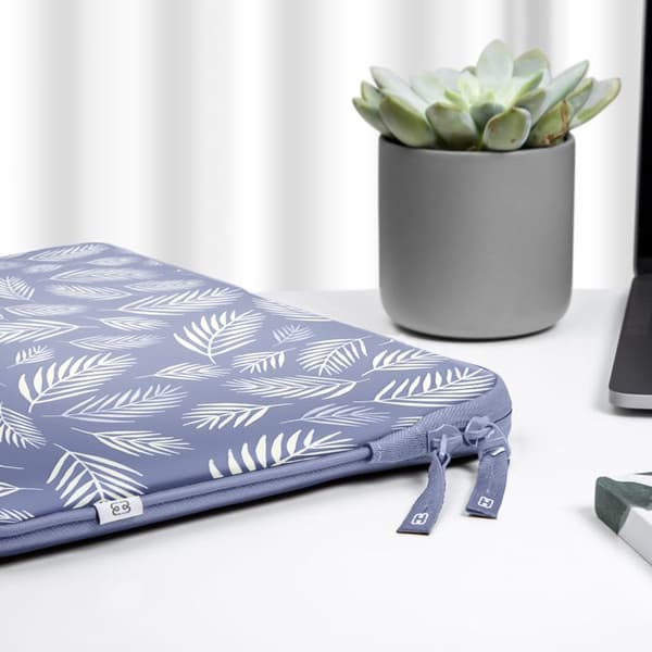 Pochette för MacBook Pro 13 och Air 13 Tropiskt mönster Pattern ²Life MW Lila