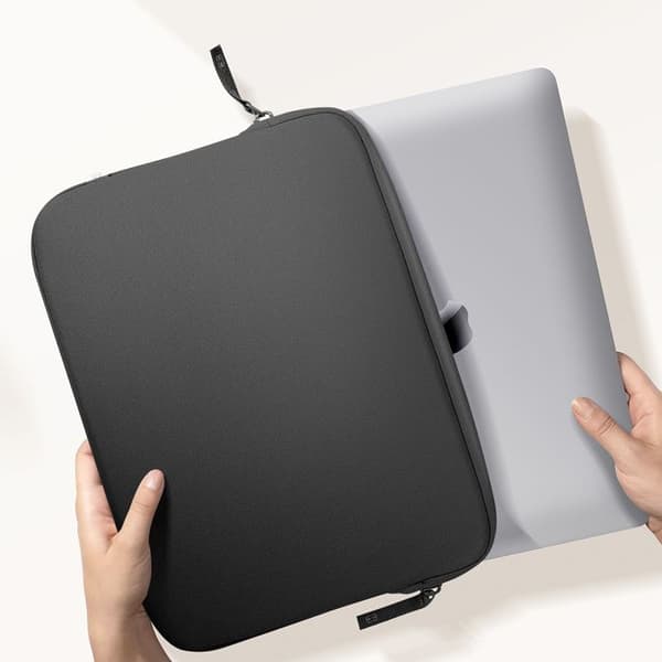 Pochette för MacBook Pro 13 och Air 13, Ekologisk Skum Basics ²Life MW Svart