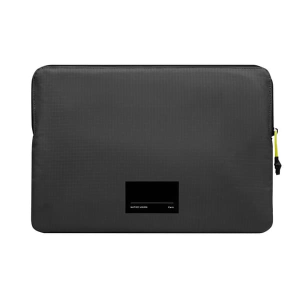 Hållare med dragkedja för MacBook Pro 13'' / Air 13'' Vattentät Återvunnen NATIVE UNION Svart