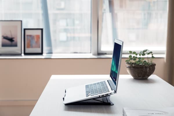 OFFICE Foldable steel laptop/tablet stand 5 adjust 1015"