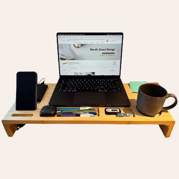 Ergonomisk Bambuskärmsstativ & Organisatör – Monitorstativ för en Smartare Arbetsplats