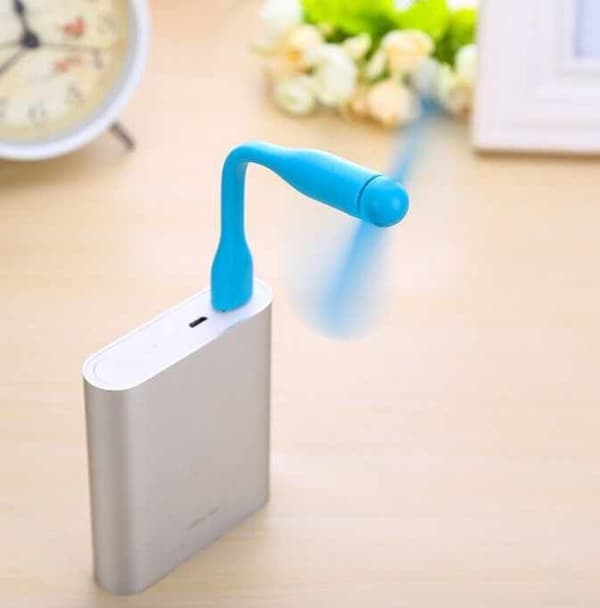 Mini USB-tuuletin - Eri värejä