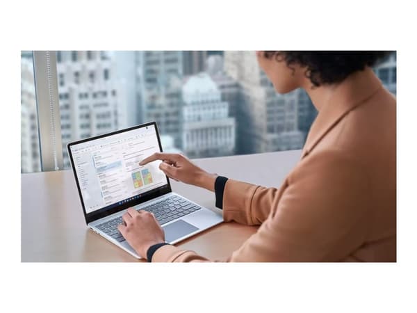 Microsoft Surface Laptop Go 3 , Intel® Core™ i5, 31,5 cm (12.4"), 1536 x 1024 pikseliä, 8 GB, 128 GB, Windows 11 Pro