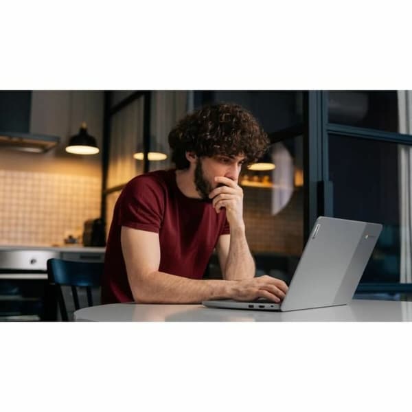 Bærbar computer Lenovo IdeaPad 3 14IAN8 14" Intel Core i3 N305 8 GB RAM 128 GB SSD