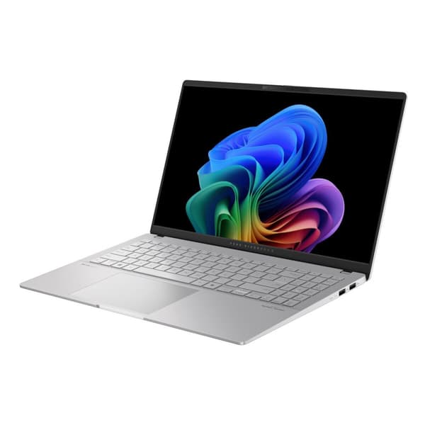 Bærbar computer Asus VivoBook S15 16 GB RAM 512 GB SSD Qwerty US 15,6" X1E78100 Snapdragon X Elite (X1E)