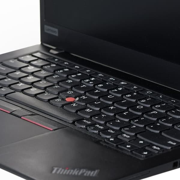BEGAGNAD Bärbar dator Lenovo ThinkPadX13G1i5-10310U16G256SSD13FHDW11p (Renoverade A)