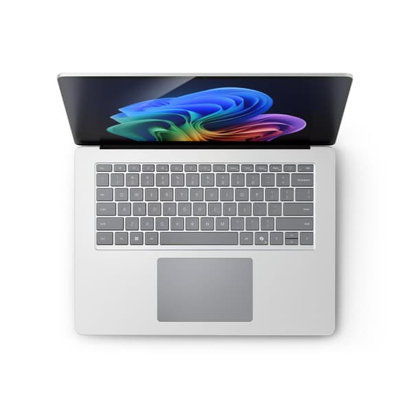 Bärbar dator Microsoft EP2-21416 15" 16 GB RAM 256 GB SSD Qwerty Spanska
