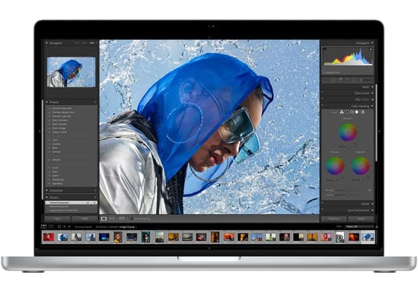 Apple MacBook Pro Retina 16" Apple M1 Pro 3.2 Ghz 32GB 2TB SSD Hopea (2021) - Kunnostettu - Täydellisessä kunnossa