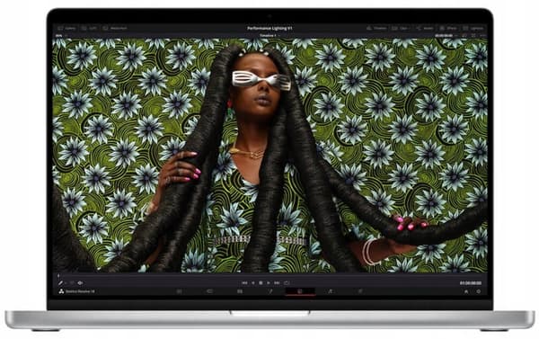 Apple MacBook Pro Retina 16" Apple M1 Pro 3.2 Ghz 32GB 2TB SSD Hopea (2021) - Kunnostettu - Täydellisessä kunnossa
