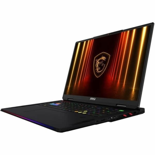 Bärbar dator MSI 2 TB SSD 4 TB SSD RTX 5080