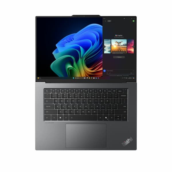 Bärbar dator Lenovo 21Q6001FSP 15,3" Intel Core Ultra 7 258V 32 GB RAM 1 TB SSD INTEL ARC A370M Qwerty Spanska