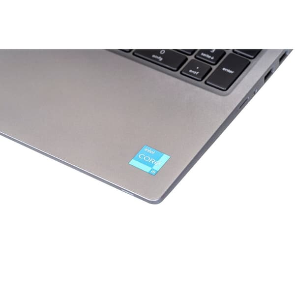 BEGAGNAD Bärbar dator Dell LATITUDE 5521 15,6" i5-11400H 16 GB RAM 256 GB SSD (Renoverade A)