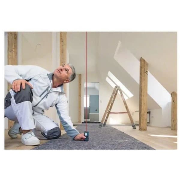 Bosch Professional GLM 40 -laseretäisyysmittari (punainen laser, kantama: 0,15–40,00 m, 2 x 1,5 V LR03 (AAA) -paristoa, laukku) - 0601072902