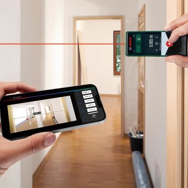 Bosch AdvancedDistance 50 C -laseretäisyysmittari (tarkka etäisyysmittaus jopa 50 metriin asti, kosketusnäyttö, mittaustoiminnot)