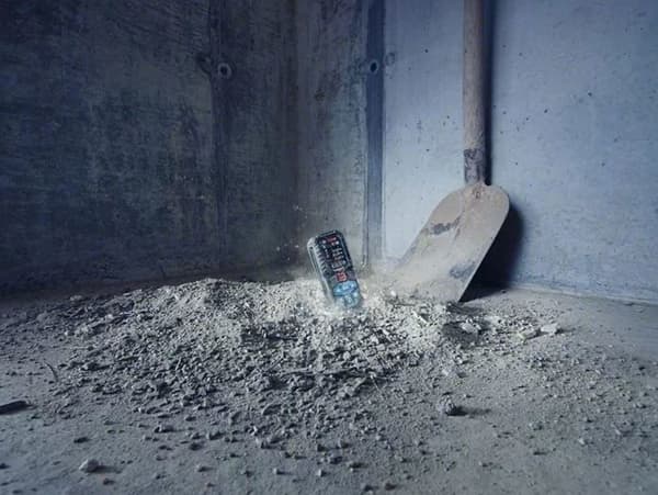 Laserafstandsmåler 2x1,5V GLM 50-27 C rød med 2 AA-batterier - BOSCH - 0601072T00