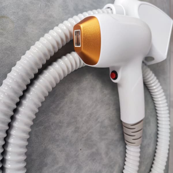 Diode Laser Hårfjerning, 3 Bølgelængder, Høj Energieffektivitet,KR, 1 håndtag