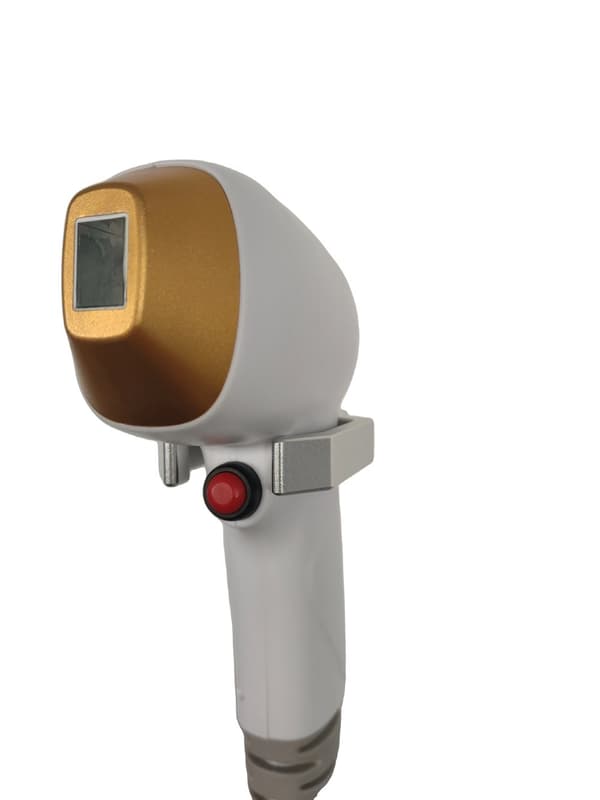 Diode Laser Hårfjerning Maskine, 3 Bølgelængder, Justerbar Energidensitet,Enkelt håndtag, EU stik