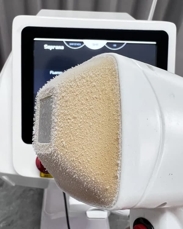 Diode Laser Hårfjerning Maskine, Triple Vinkel Teknologi, Brugervenligt Interface,håndtag, EU stik