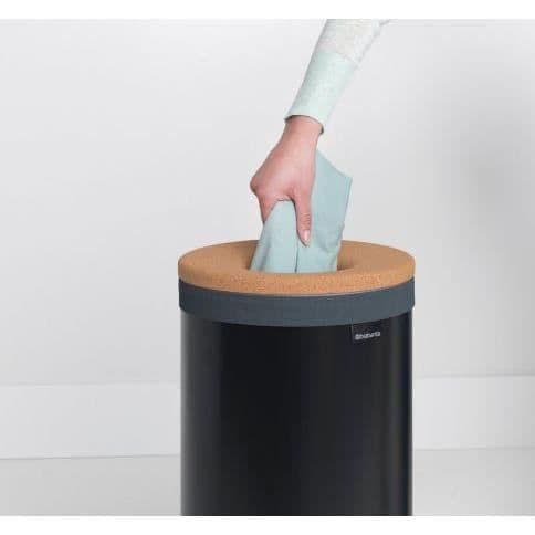 Tvättkorg - BRABANTIA - 35L - Korklock - Korrosionsbeständig - Ventilerad