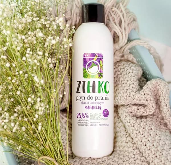 Nestemäinen pesuaine värillisille tekstiileille 1000ml / VIHREÄ