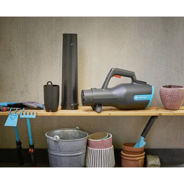GARDENA PowerJet 18V P4A Ready-To-Use Set Batteri 14890-20 Lövblås inkl. batteri 18 V
