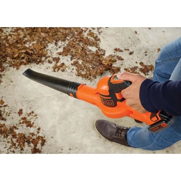 Trådlös blåsare BLACK+DECKER - GWC1820PC - 18V - Luftrörelse på 209 km/h - Med 18V - 2Ah batteri och 2Ah laddare