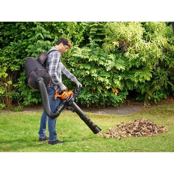 BLACK+DECKER BEBLV301 Vacuum-Blower-Mulcher med sladd - Ryggsäck