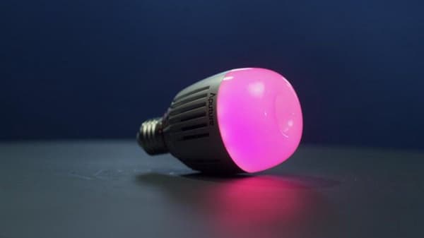 Aputure Accent B7c Smart Bulb 7 W valkoinen Bluetooth (1000009047)